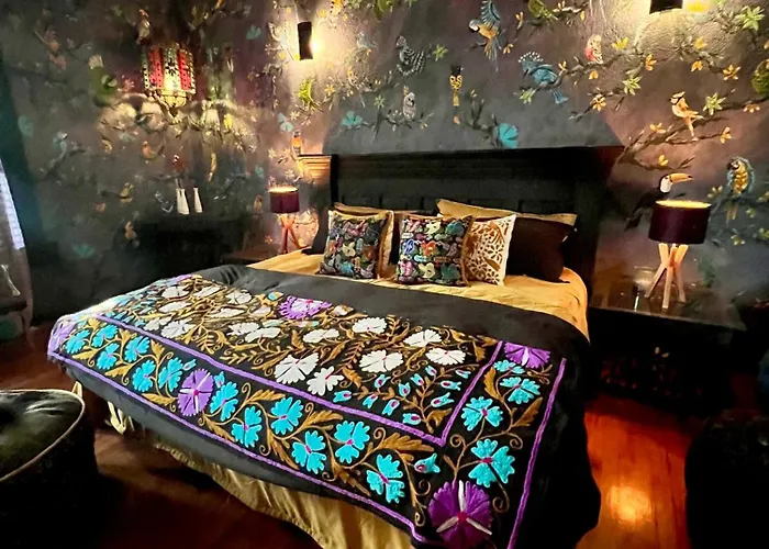 Boutique And Gallery In San Angel